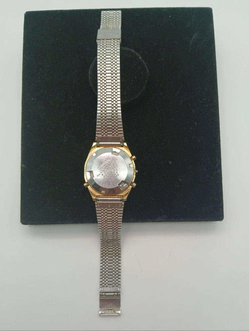 Citizen Quartz Multi Alarm Digital Watch in Gold & Silver Tone